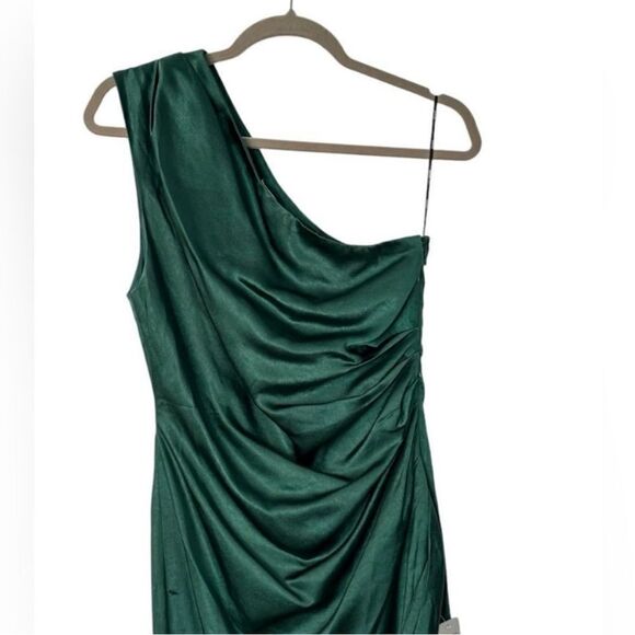 Elliatt Cassini Forest Green One Shoulder Cocktail Dress | Size M - Picture 6 of 10
